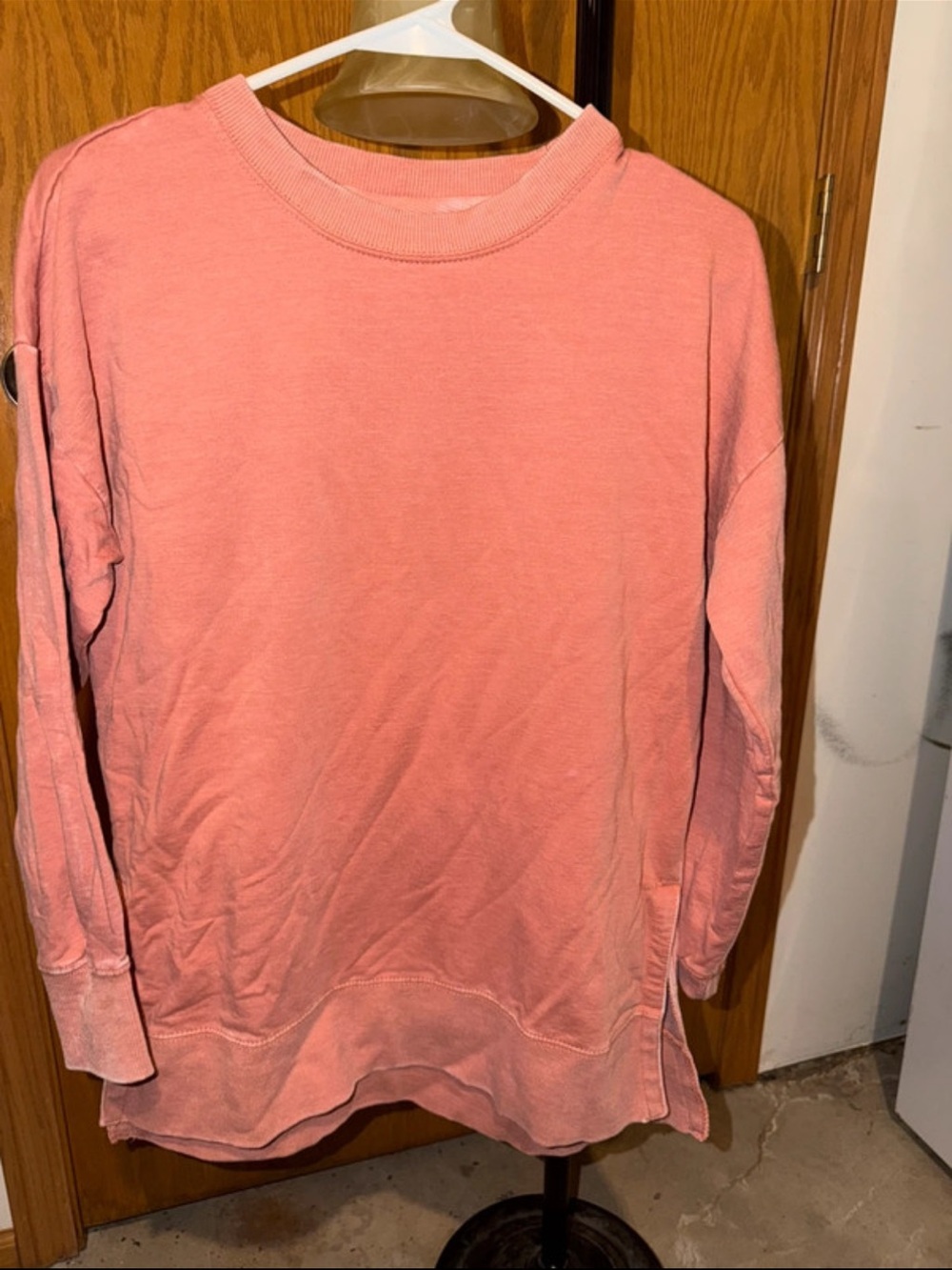 Women’s Long Sleeve Crewneck Top - Pink